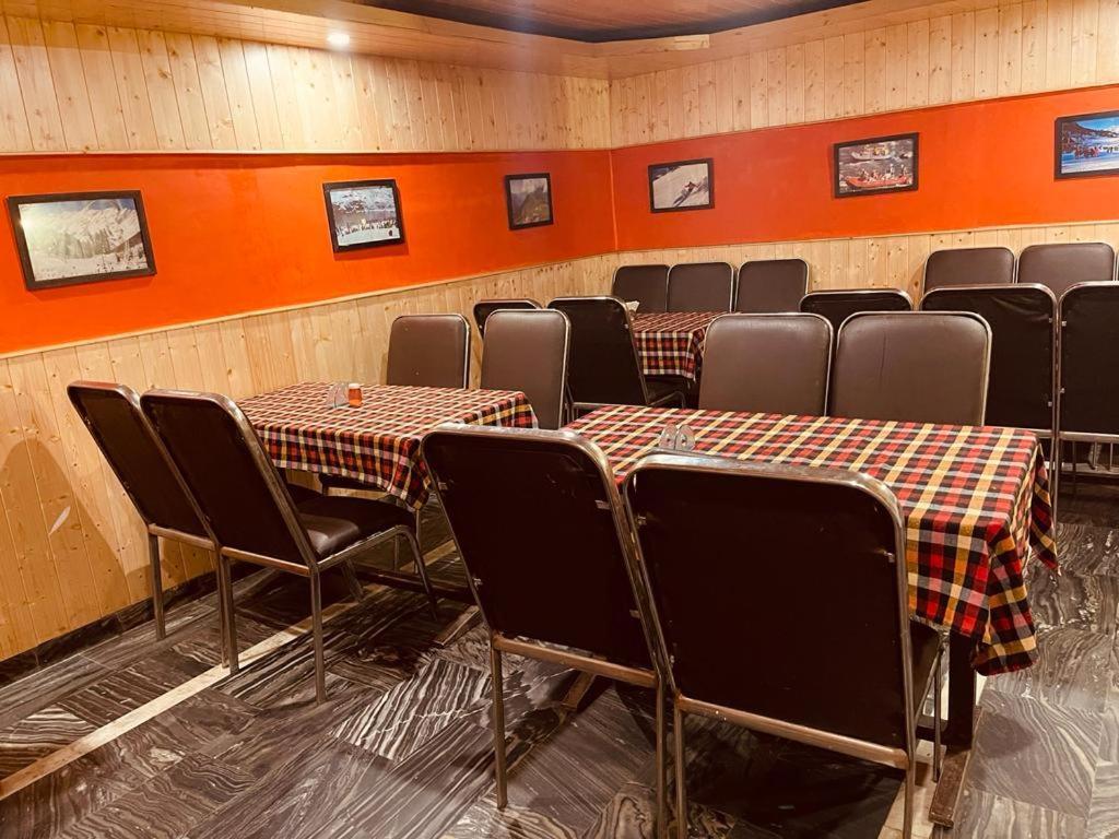 Sandhu Hotel & Restaurant Una  Ngoại thất bức ảnh